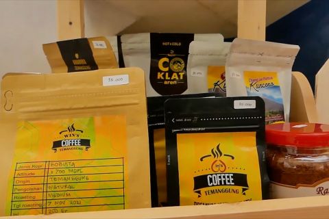 Pojok Klaster Bappeda genjot penjualan produk UMKM