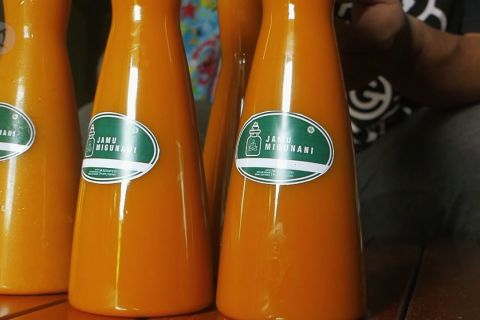 Lapak Ganjar bawa jamu Migunani menuai kesuksesan