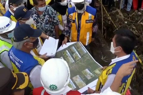 Menteri Basuki ganti rumah warga Kota Batu terkena bencana