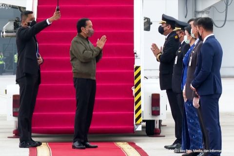 Tiba di tanah air, Presiden langsung jalani karantina