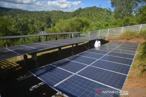 Panel Tenaga Surya Untuk Irigasi Sawah Di Sawahlunto