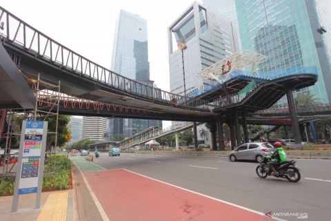 Progres pembangunan JPO sepeda