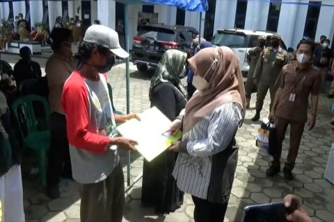 Dinsos Pandeglang luncurkan buku dan aplikasi berbasis data&nbsp;