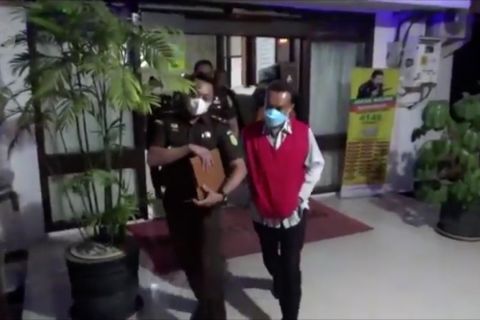Kepala Dinas ESDM Sultra jadi tersangka korupsi izin pertambangan
