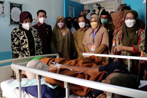 Riski penderita tumor stadium tinggi dapat bantuan Rp60 juta lebih