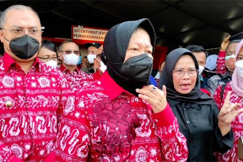 Risma: Kesetiakawanan sosial dapat mencegah penyebaran Omicron