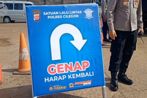 Uji coba ganjil genap di jalur wisata Anyer