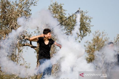 Warga Palestina demo menentang permukiman Israel di Beita