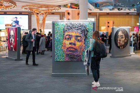 Karya seni dari bahan sampah dipamerkan di Bandara Internasional Istanbul