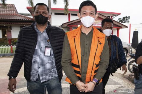 Pemindahan Terdakwa Penyuap Bupati Musi Banyuasin Nonaktif