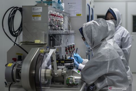 Peresmian pabrik alat diagnostik kesehatan