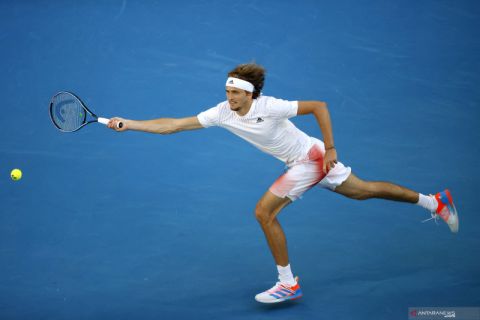 Australian Open:  Zverev kalahkan Radu Albot straight set