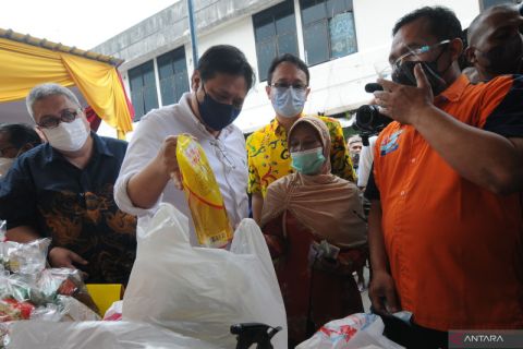 Operasi pasar murah di Salatiga