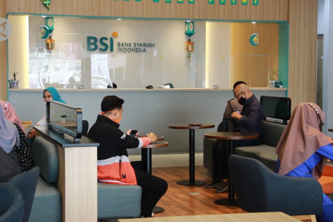 Industri jasa keuangan Sumbar tumbuh positif di 2021