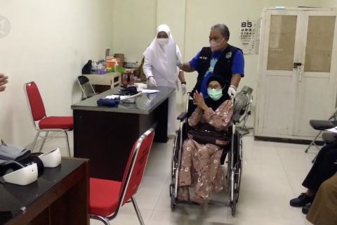 RSUD Majalengka gelar vaksinasi dosis ketiga untuk lansia