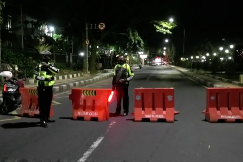 Cegah Omicron menyebar, Kota Malang tutup jalan