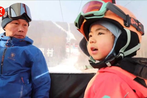 Antusiasme penggemar snowboard cilik terhadap olahraga musim dingin