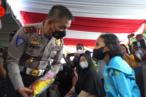 Kepala Korlantas Polri tinjau vaksinasi COVID-19 di Kota Gorontalo