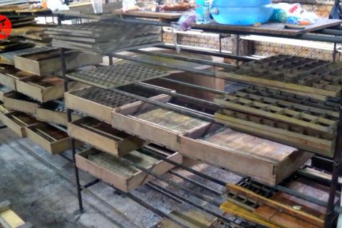 Harga kedelai masih tinggi, perajin tempe di Bandung mogok produksi