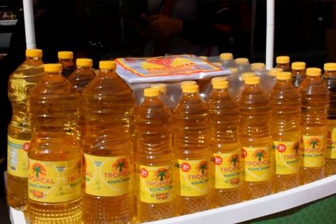 Mendag pastikan stok minyak goreng di Sumbar mencukupi