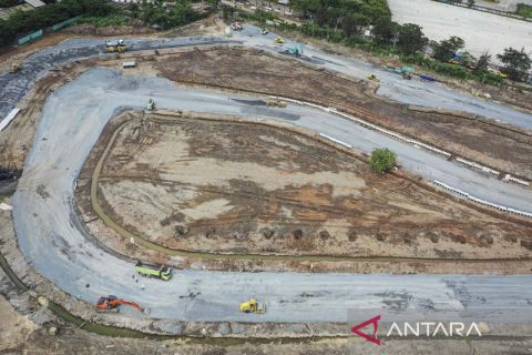 Progres Jakarta International E-Prix Circuit mencapai 52 persen