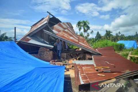 Sebanyak 1.736 rumah rusak akibat gempa di Pasaman