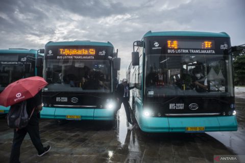 Transjakarta luncurkan 30 unit bus listrik