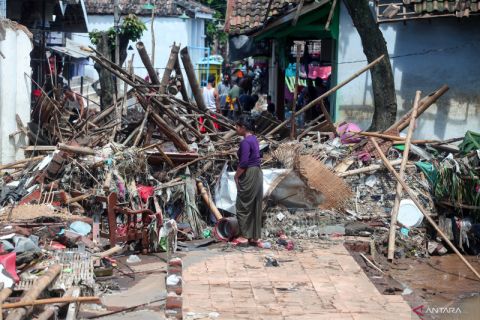 Banjir bandang di Pasuruan