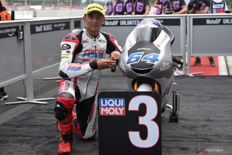 Mario Suryo Aji start dari grid terdepan Moto3