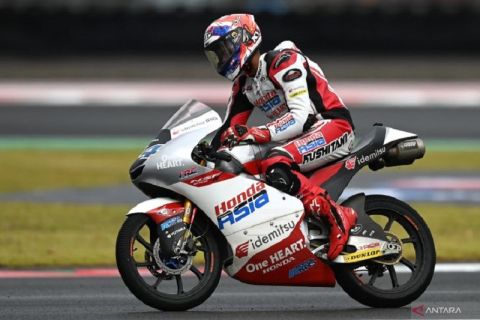 Mario Suryo Aji beraksi di Moto3 Mandalika