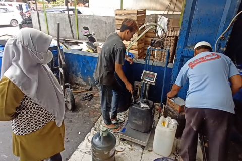 Disperindag Kota Cilegon sidak agen minyak goreng curah