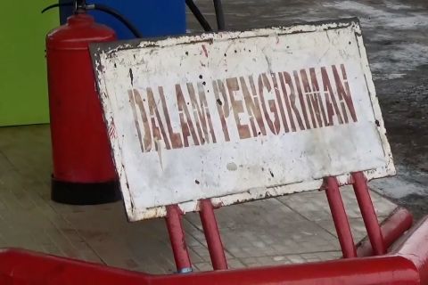 Gubernur Jambi duga ada pihak yang bermain di balik kelangkaan Solar