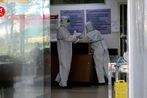 Kemenkes umumkan 14 provinsi dengan tren penurunan kasus COVID-19