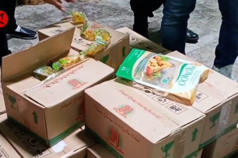 Polisi temukan minyak goreng kemasan berisi minyak goreng curah