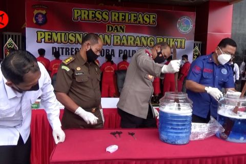 Polda Kalteng musnahkan sabu seberat dua kg