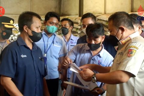 Pastikan ketersediaan pupuk, Forkopimda tinjau gudang pupuk subsidi