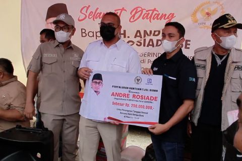 Satgas BUMN salurkan bantuan Rp1,4 miliar untuk warga Pasbar