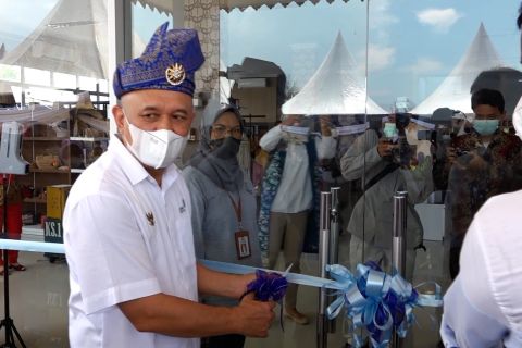 Menkop UKM resmikan PLUT untuk perkuat UMKM Batam di tingkat global