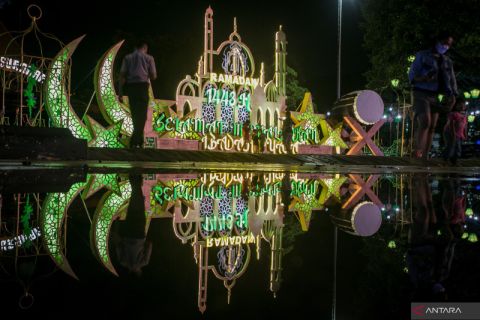 Lampion Ramadhan hiasi Kota Solo