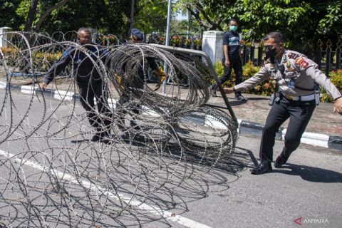 Pengamanan Unjuk Rasa Mahasiswa di Palembang