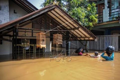 Banjir Landa Dayeuhkolot Di Kabupaten Bandung