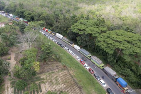 Jalintim Palembang-Jambi Macet