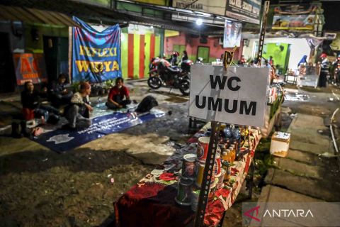 Warung musiman kembali menjamur di jalur mudik motor