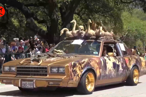Dua tahun ditangguhkan, Houston Art Car Parade kembali digelar
