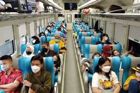 H-7, pemudik KA tujuan Cirebon meningkat
