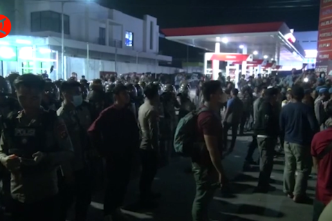 Personel gabungan amankan unjuk rasa di Gorontalo hingga malam hari