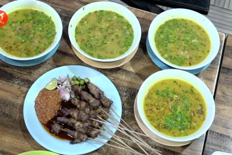 Arus Mudik - Kuliner empal gentong kembali bangkit di momen mudik