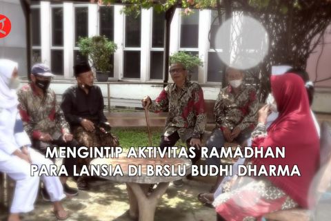 Mengintip aktivitas Ramadhan para lansia di BRSLU Budhi Dharma
