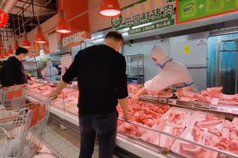 Restoran dan toko retail di Shanghai kembali beroperasi