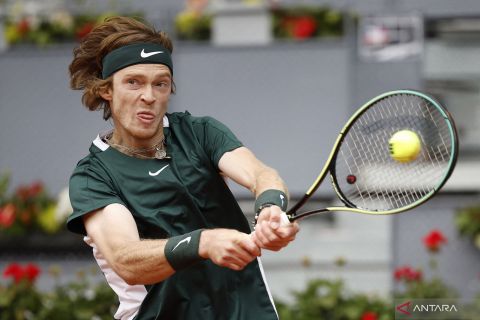 Tenis Madrid Open: Andrey Rublev kalahkan Jack Draper ​​​​​​​rubber set